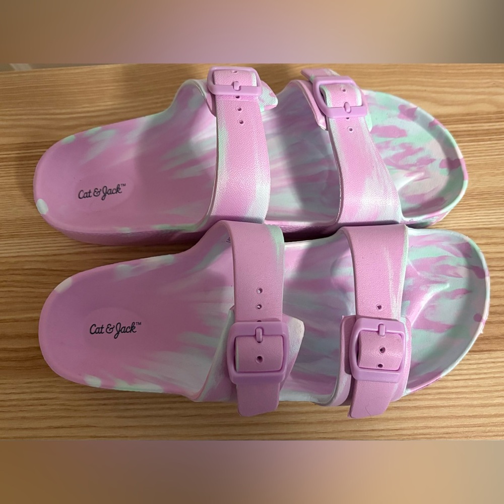 Cat & Jack Purple & Blue Sandals Size Girls 6